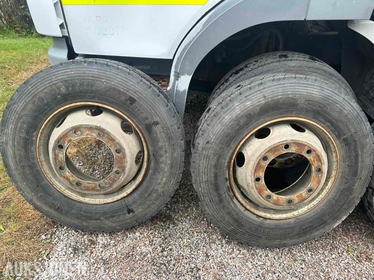 Lastebildekk piggdekk 305/70 R19,5, 285/70 R19,5 vinterdekk MS piggdekk