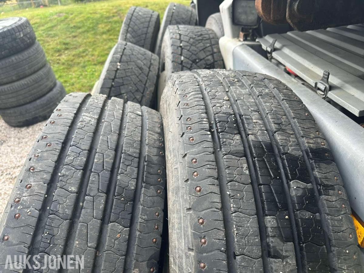 Lastebildekk piggdekk 305/70 R19,5, 285/70 R19,5 vinterdekk MS piggdekk