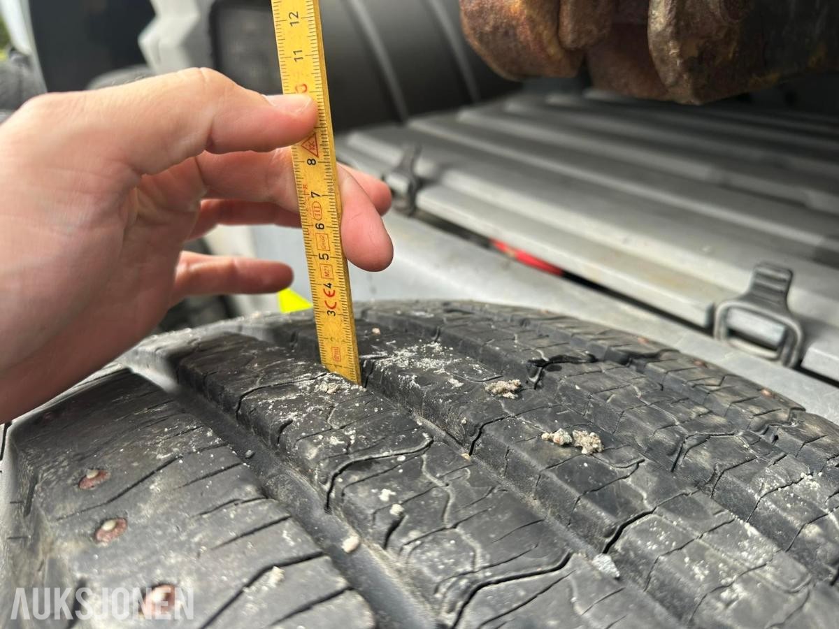 Lastebildekk piggdekk 305/70 R19,5, 285/70 R19,5 vinterdekk MS piggdekk