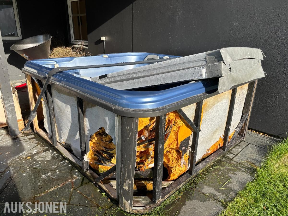 Sundance Spas boblebad – komplett – reparasjonsobjekt