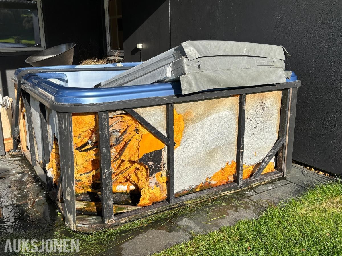 Sundance Spas boblebad – komplett – reparasjonsobjekt