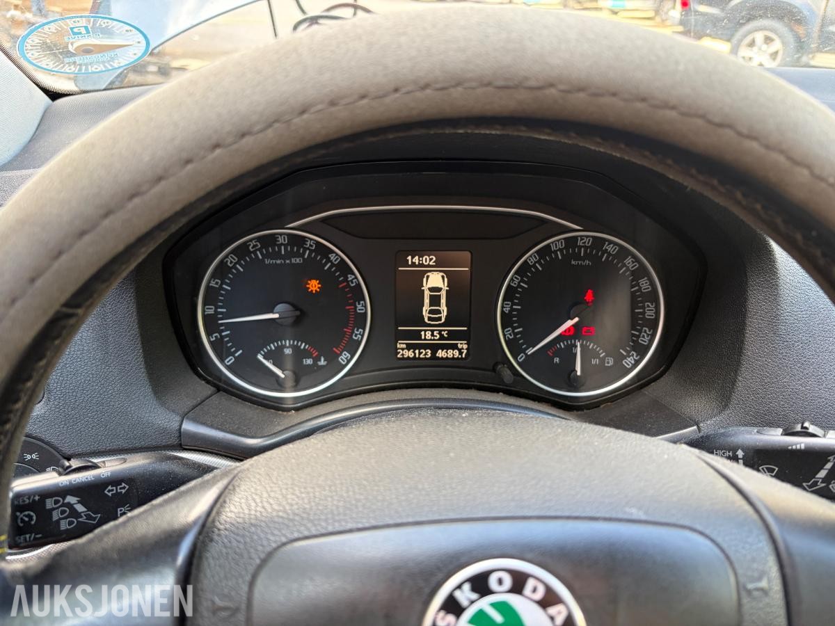 2010 Skoda, OCTAVIA 1.6-105 D 4X4, 296000km