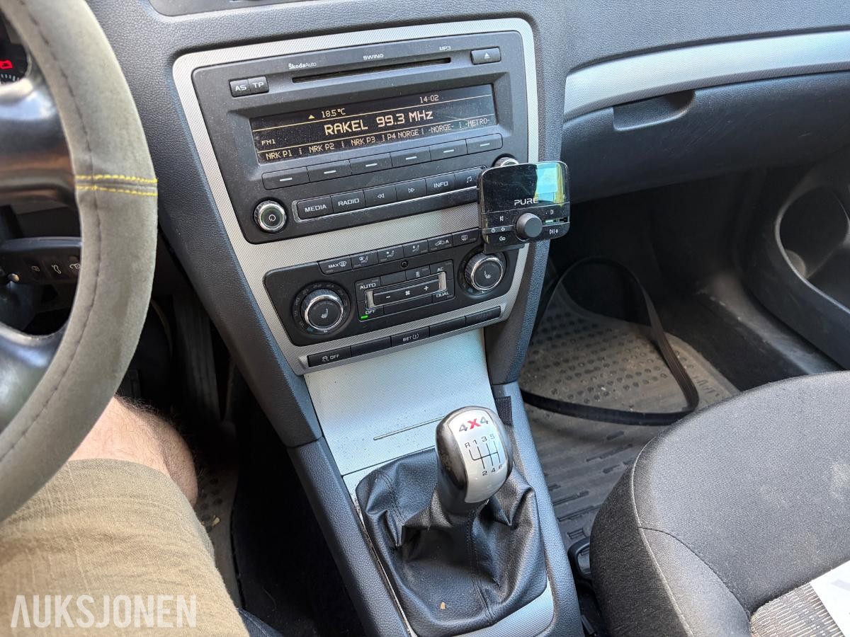 2010 Skoda, OCTAVIA 1.6-105 D 4X4, 296000km