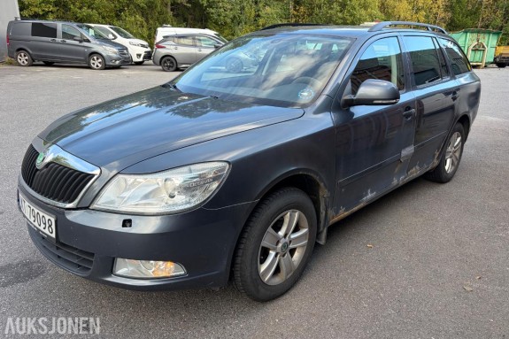 2010 Skoda, OCTAVIA 1.6-105 D 4X4, 296000km