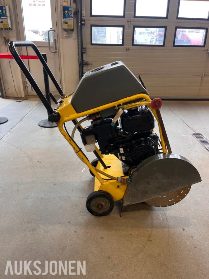 Wacker Neuson BFS 940A kappemaskin / gulvsag