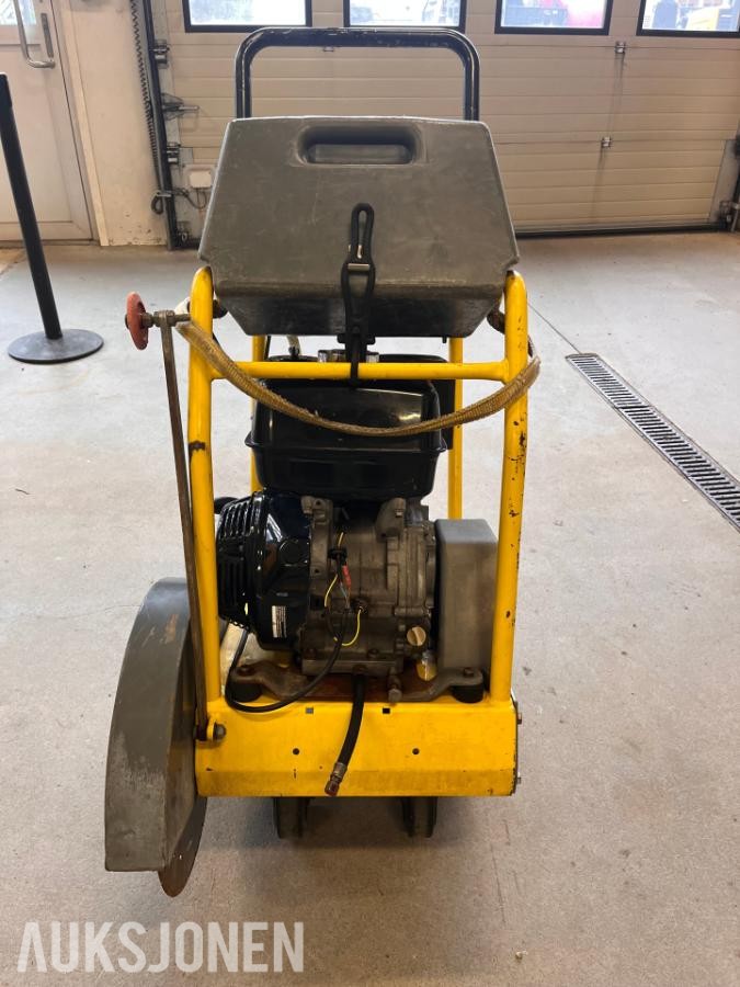 Wacker Neuson BFS 940A kappemaskin / gulvsag