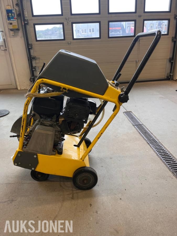 Wacker Neuson BFS 940A kappemaskin / gulvsag