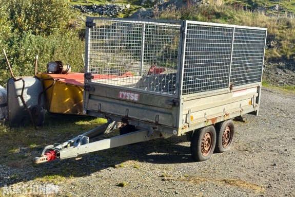 2010 Tysse Sauetilhenger med sauekarmer - Strekkmetalgulv og Delegrind