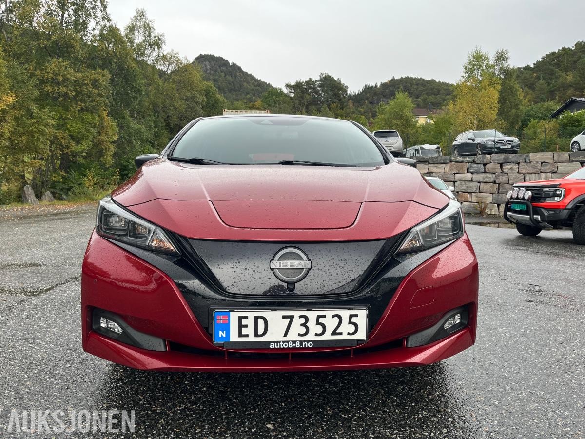 2022 Nissan Leaf N-Connecta, 40kWh , 49903km