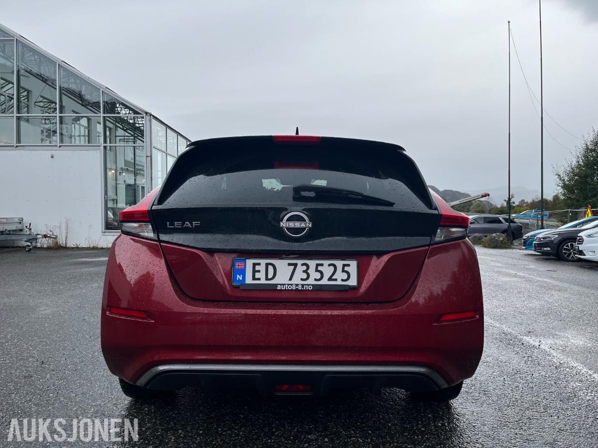 2022 Nissan Leaf N-Connecta, 40kWh , 49903km