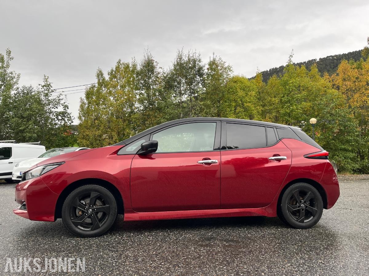 2022 Nissan Leaf N-Connecta, 40kWh , 49903km
