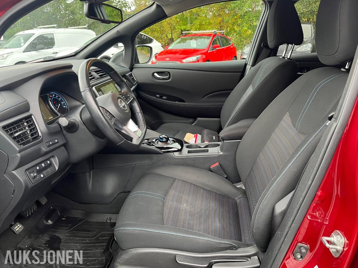 2022 Nissan Leaf N-Connecta, 40kWh , 49903km