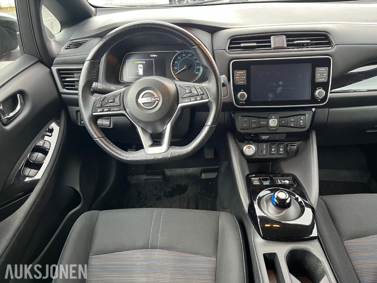 2022 Nissan Leaf N-Connecta, 40kWh , 49903km