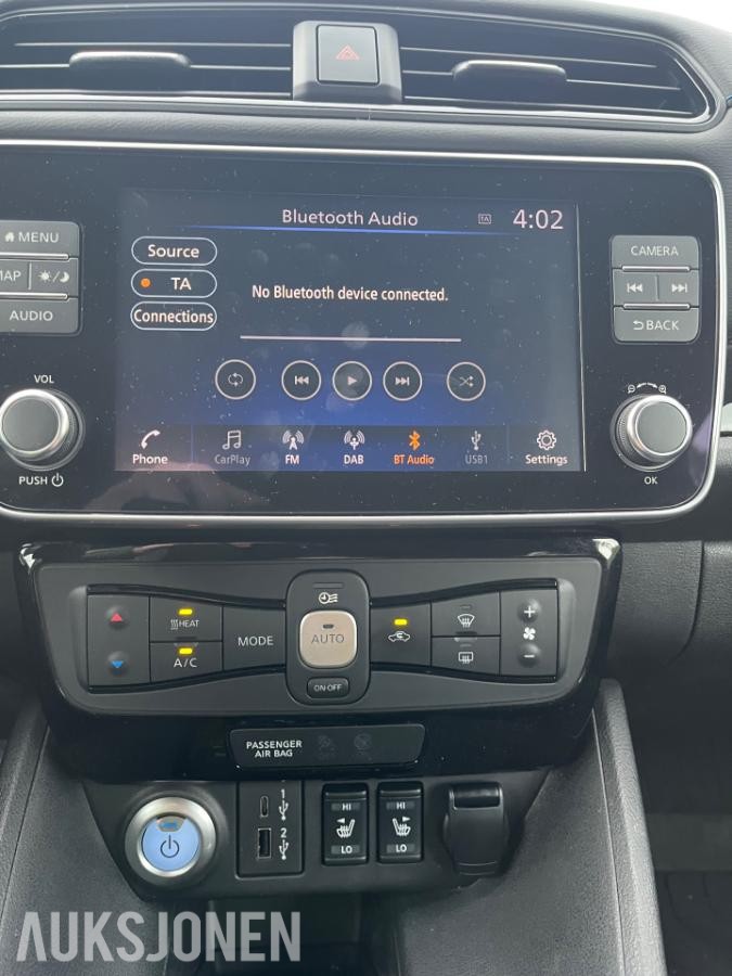 2022 Nissan Leaf N-Connecta, 40kWh , 49903km