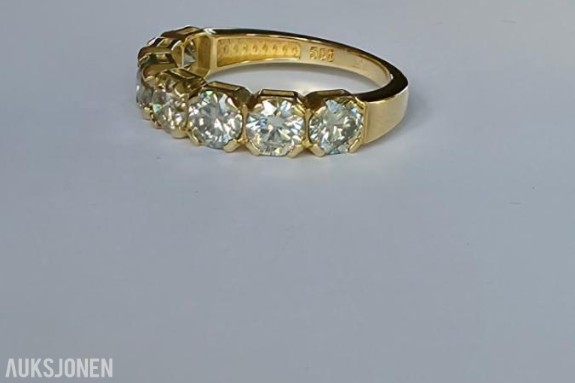 2.16CT ALLIANSE DIAMANTRING I 14K GULL. NATURLIGE DIAMANTER! TAKSTBREV OG SERTIFIKAT!