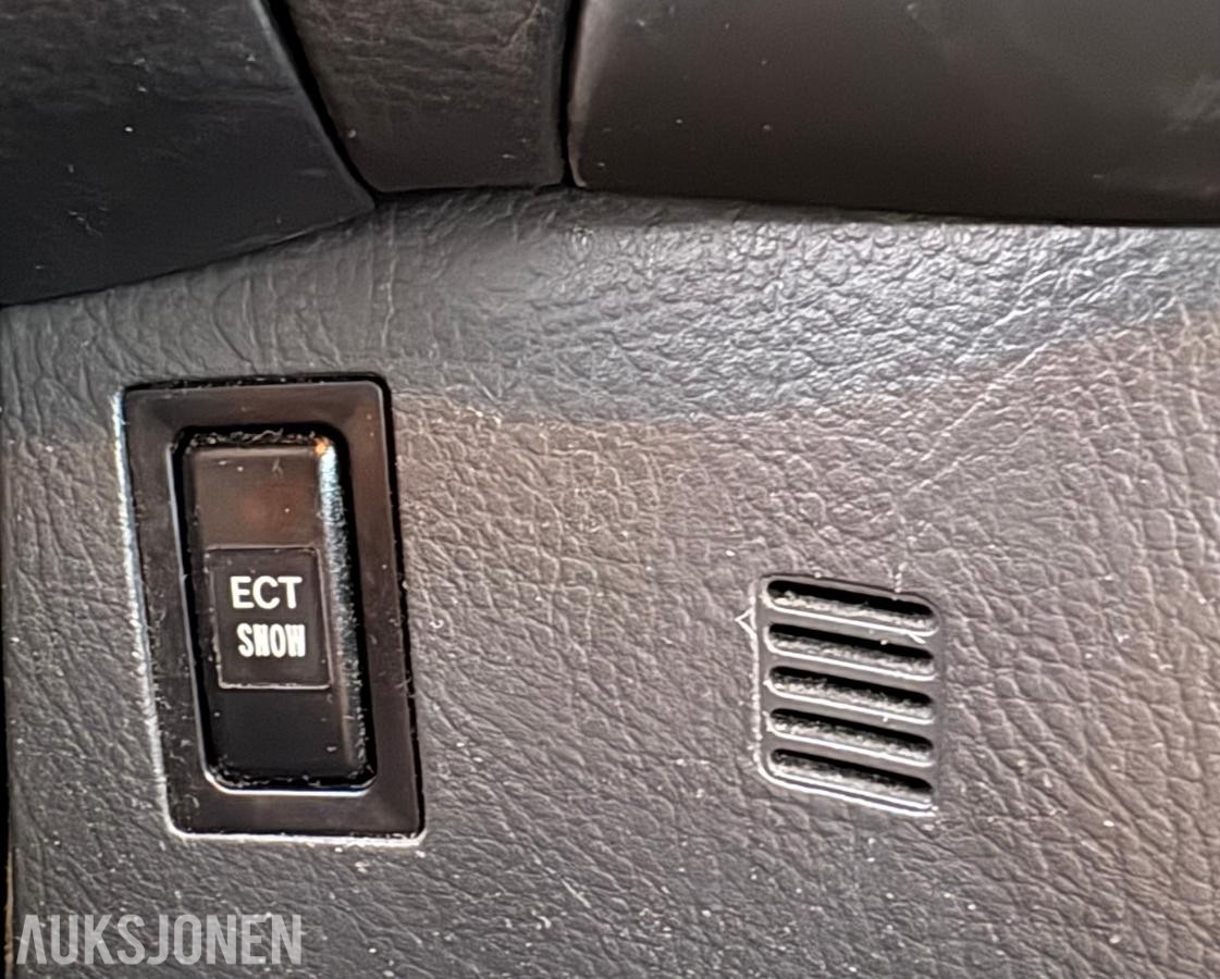 2005 Toyota Avensis 1.8 129hk automat hengerfeste s+v dekk