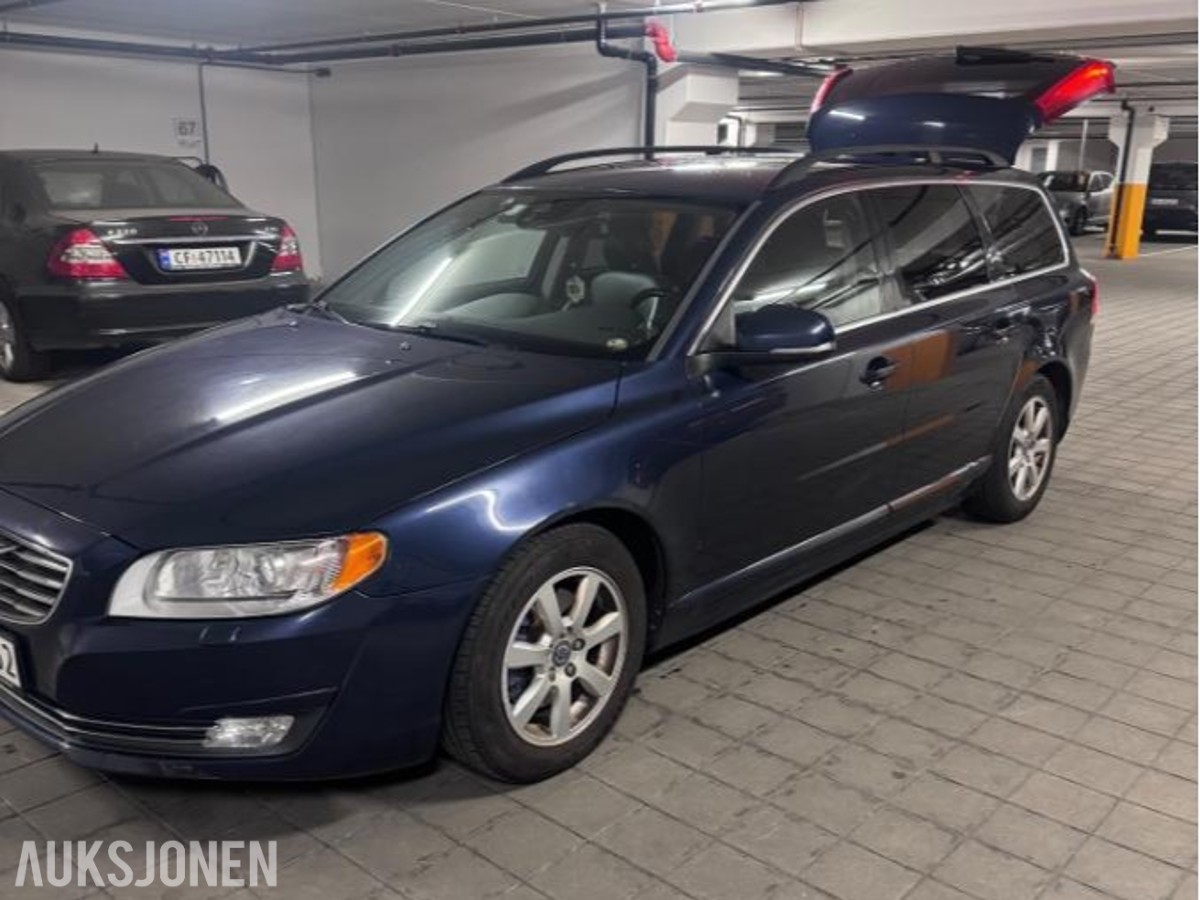 2014 Volvo V70 1.6 Diesel 114hk Summum, Automat, Cruisekontroll Skinnseter