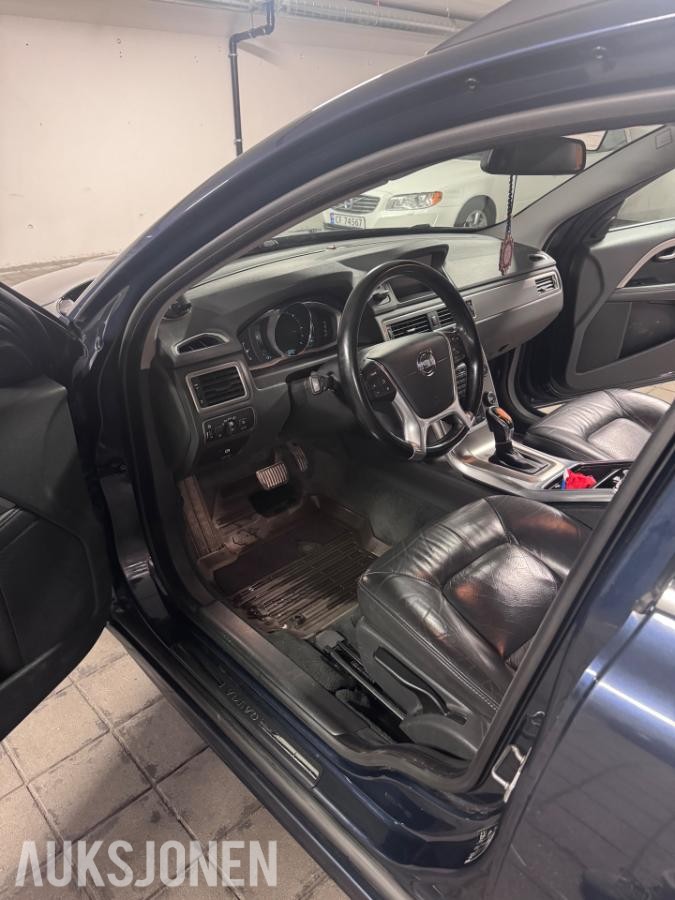 2014 Volvo V70 1.6 Diesel 114hk Summum, Automat, Cruisekontroll Skinnseter