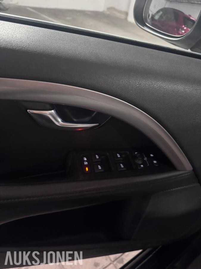 2014 Volvo V70 1.6 Diesel 114hk Summum, Automat, Cruisekontroll Skinnseter