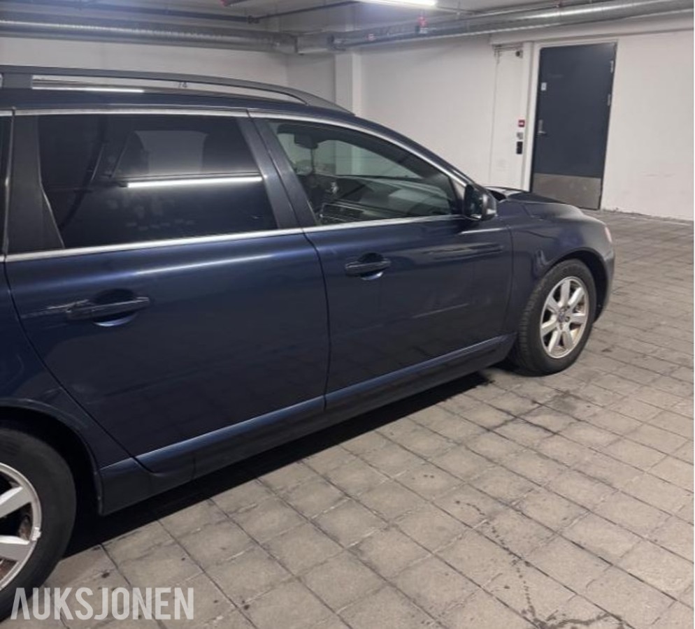 2014 Volvo V70 1.6 Diesel 114hk Summum, Automat, Cruisekontroll Skinnseter