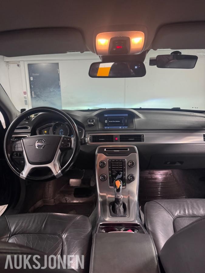 2014 Volvo V70 1.6 Diesel 114hk Summum, Automat, Cruisekontroll Skinnseter