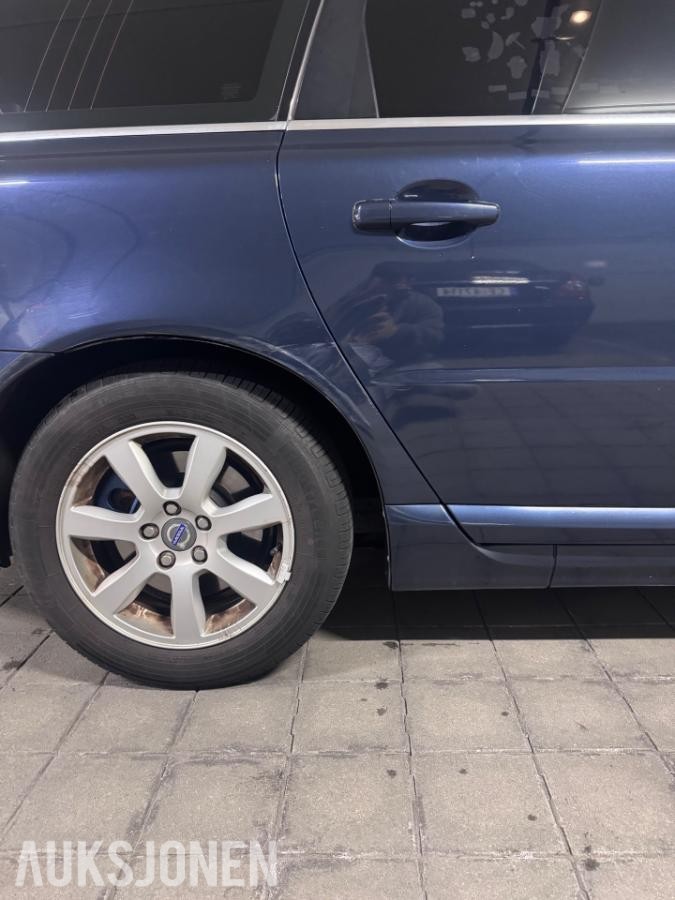 2014 Volvo V70 1.6 Diesel 114hk Summum, Automat, Cruisekontroll Skinnseter
