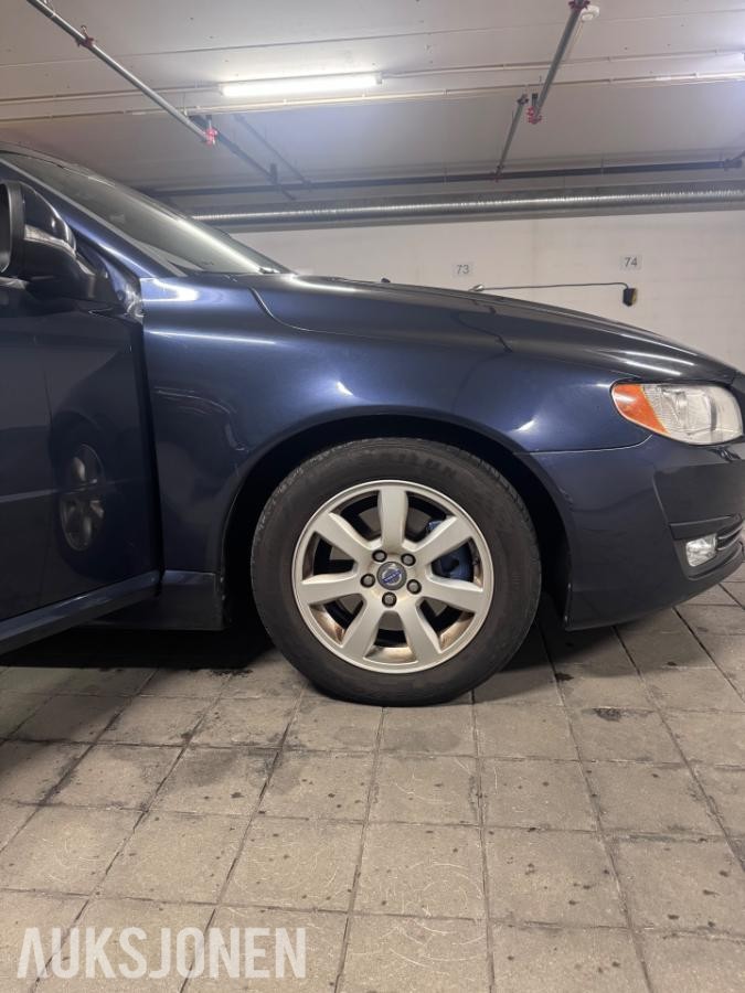 2014 Volvo V70 1.6 Diesel 114hk Summum, Automat, Cruisekontroll Skinnseter