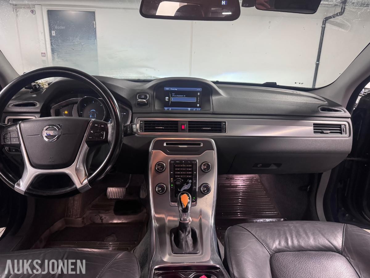 2014 Volvo V70 1.6 Diesel 114hk Summum, Automat, Cruisekontroll Skinnseter