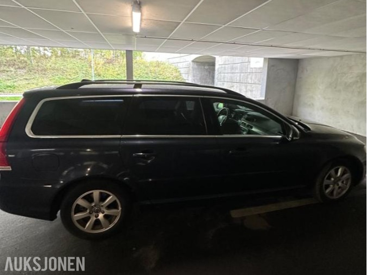 2014 Volvo V70 1.6 Diesel 114hk Summum, Automat, Cruisekontroll Skinnseter