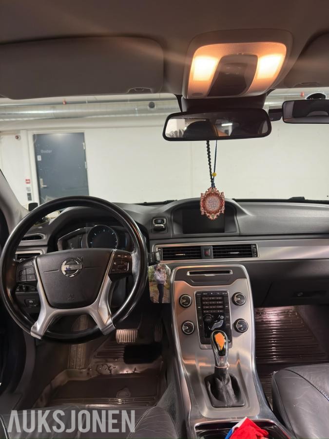 2014 Volvo V70 1.6 Diesel 114hk Summum, Automat, Cruisekontroll Skinnseter
