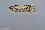 0.60CT DIAMANTRING I 14K GULL. NATURLIGE DIAMANTER! TAKSTBREV OG SERTIFIKAT!