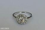 0.88CT DIAMANTRING I 14K GULL. NATURLIGE DIAMANTER! TAKSTBREV OG SERTIFIKAT!