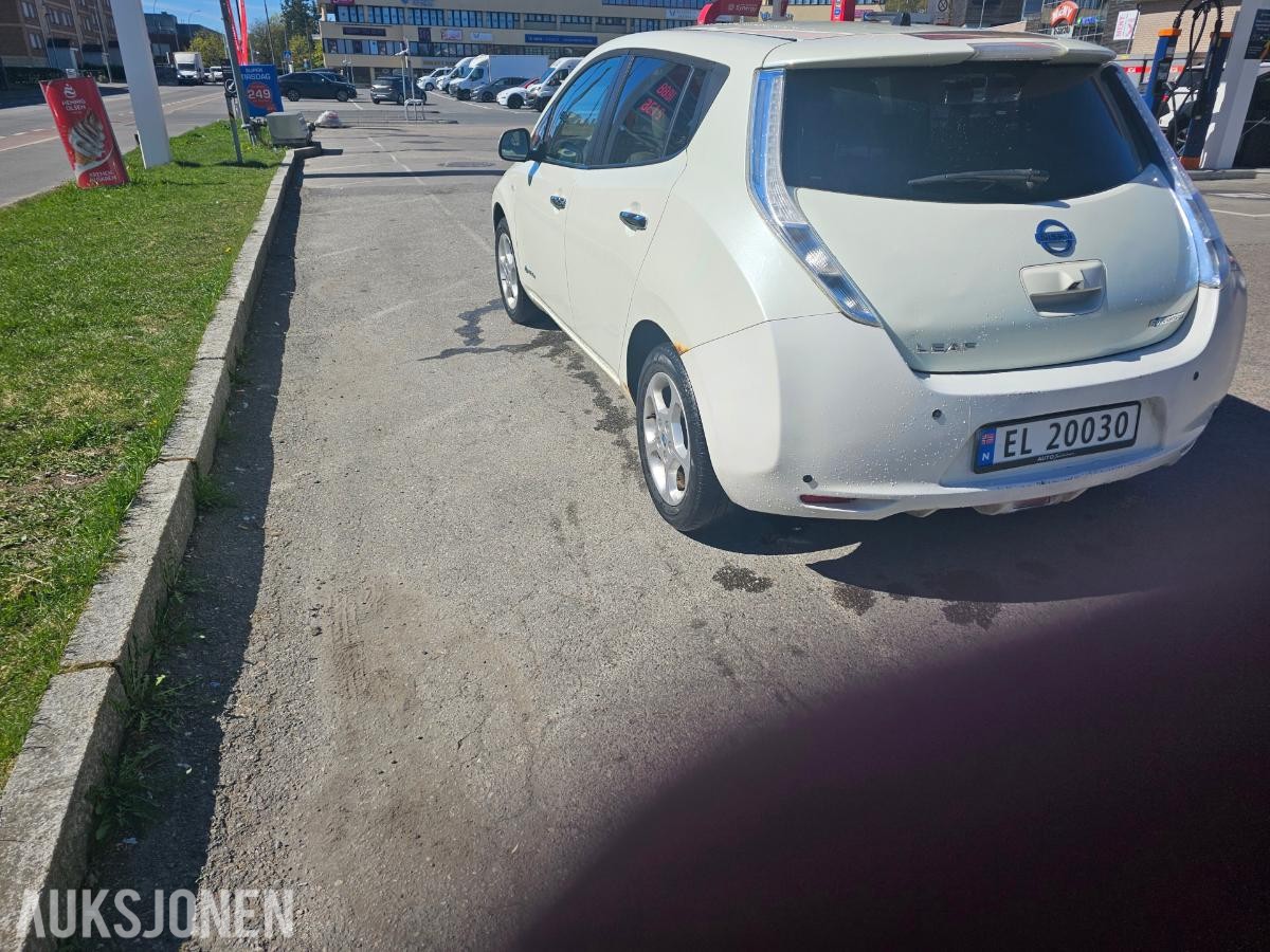 2012 Nissan Leaf 24kWh Cruisekontroll, Ryggekamera, S+V Dekk
