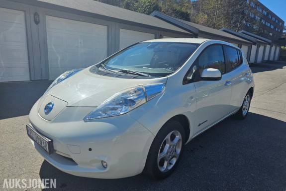 2012 Nissan Leaf 24kWh Cruisekontroll, Ryggekamera, S+V Dekk