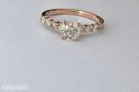 1.02CT DIAMANTRING I 14K GULL. NATURLIGE DIAMANTER! TAKSTBREV OG SERTIFIKAT!