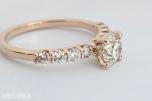 1.02CT DIAMANTRING I 14K GULL. NATURLIGE DIAMANTER! TAKSTBREV OG SERTIFIKAT!