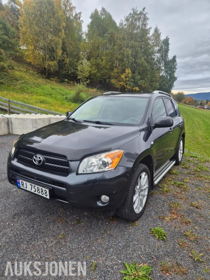 2007 Toyota RAV4 2.2 DIESEL 136HK 4WD CRUISEKOTNROLL RYGGEKAMERA