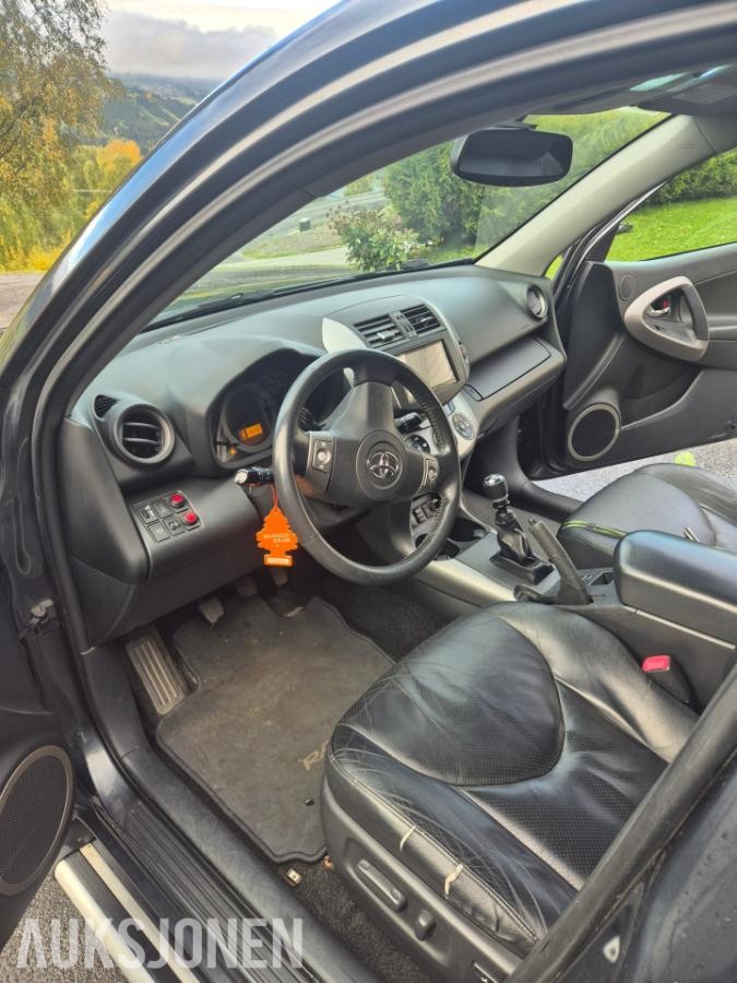 2007 Toyota RAV4 2.2 DIESEL 136HK 4WD CRUISEKOTNROLL RYGGEKAMERA