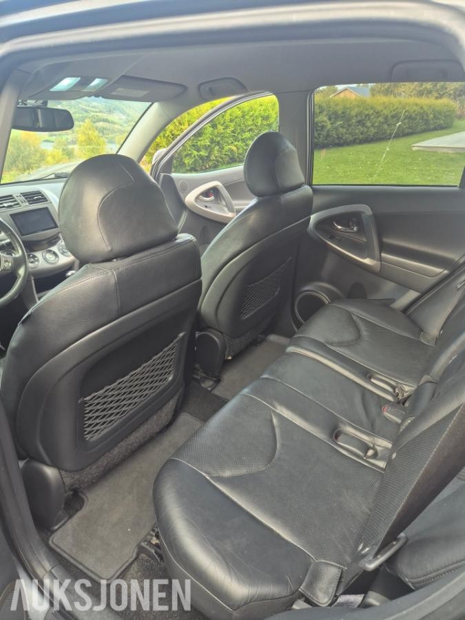 2007 Toyota RAV4 2.2 DIESEL 136HK 4WD CRUISEKOTNROLL RYGGEKAMERA