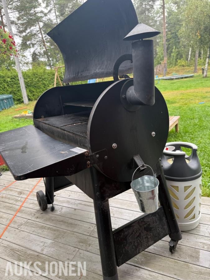 2016 Traeger Pro 34 - smoker/grill
