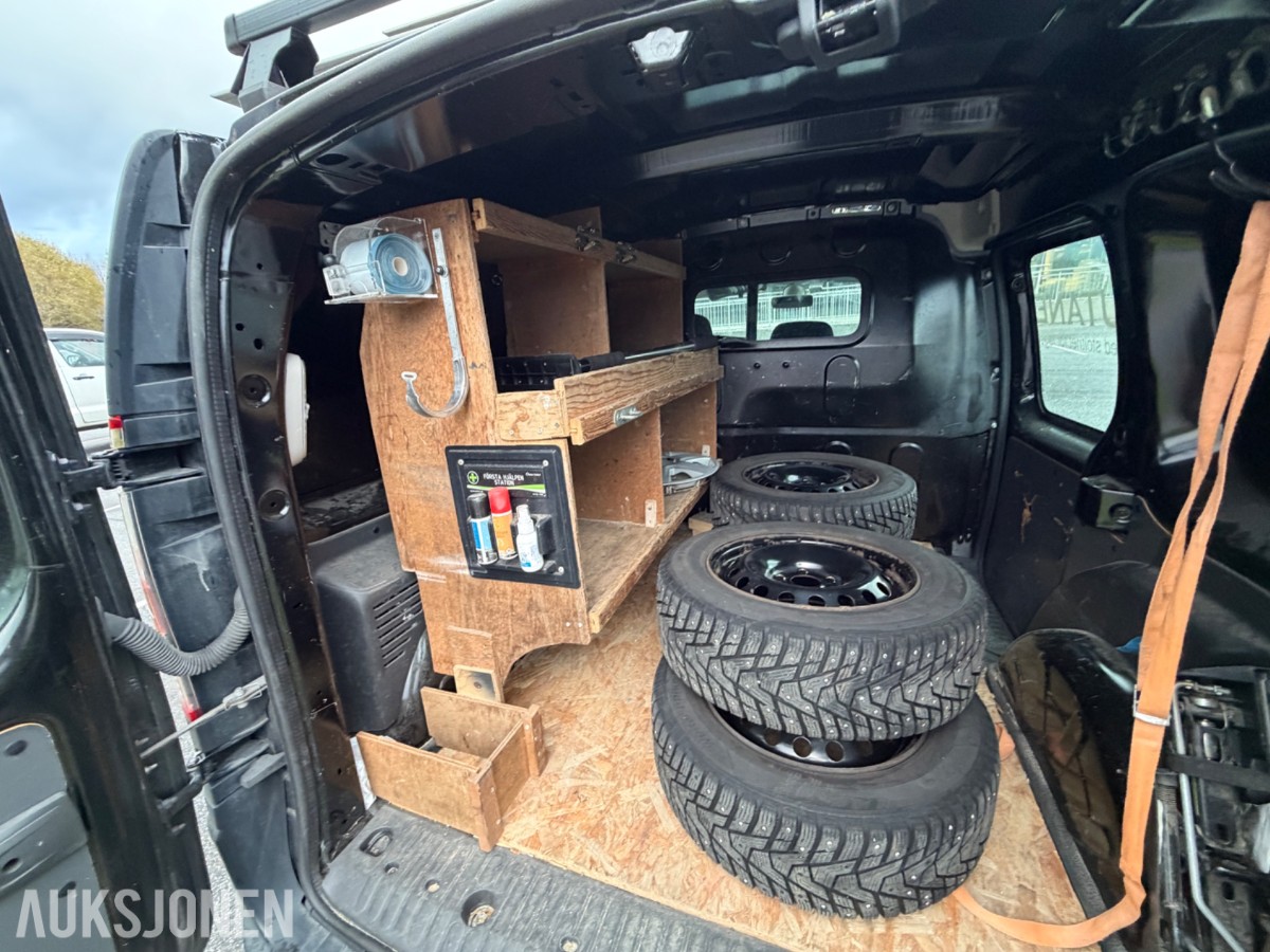 2021 Nissan NV250, 1,5 dCi 95hk L1 3-seter