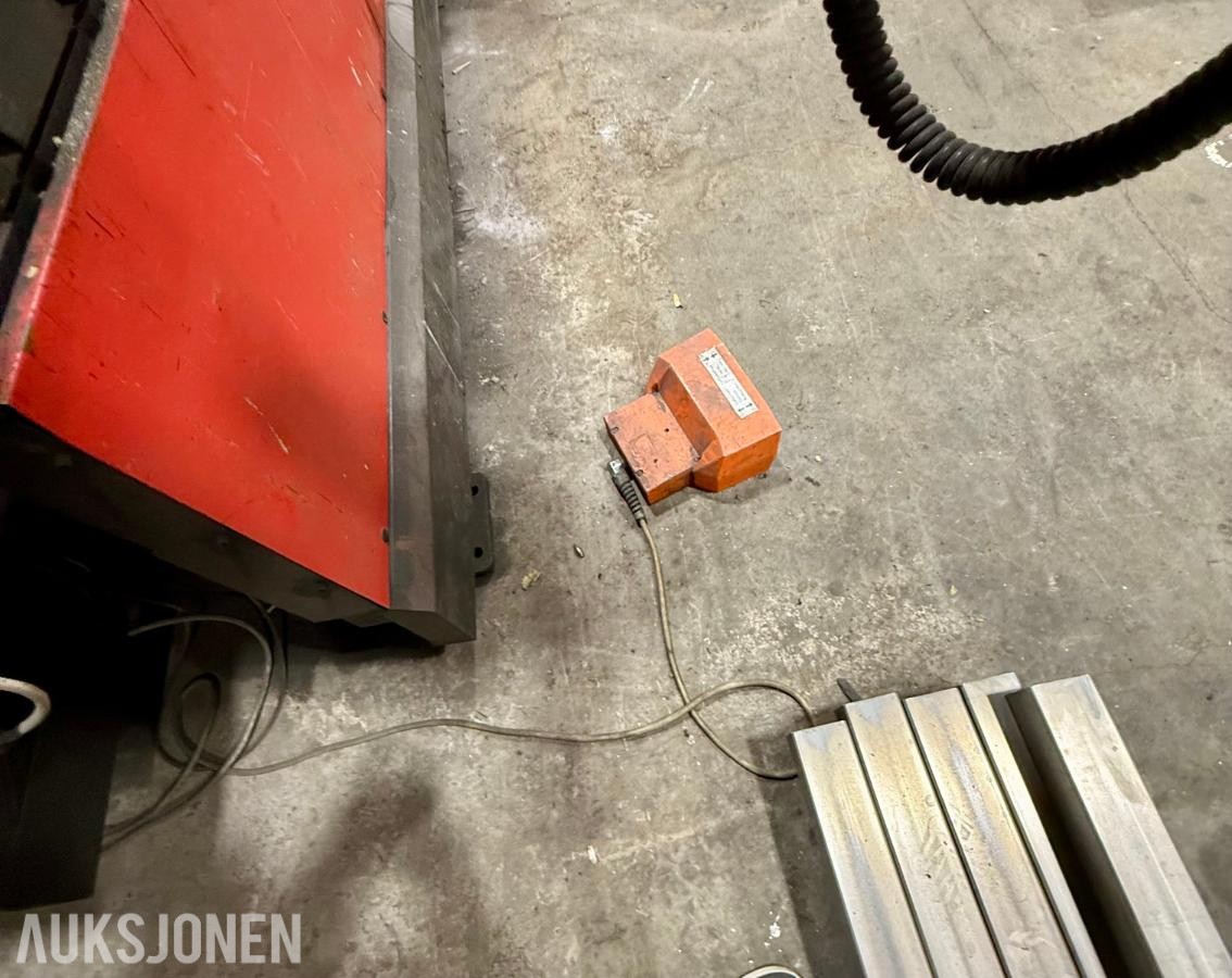 2007 Amada HFE 80-25 hydraulisk CNC-kantpresse – 80 tonn