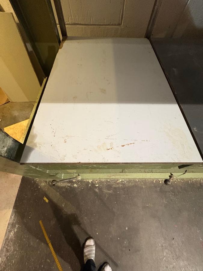 Hydraulisk limpresse/finerpresse  Pellegrini, Italia | 3-seksjons industrimaskin