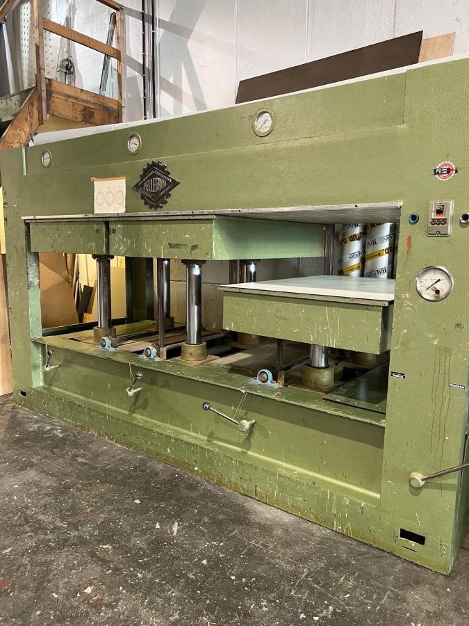 Hydraulisk limpresse/finerpresse  Pellegrini, Italia | 3-seksjons industrimaskin