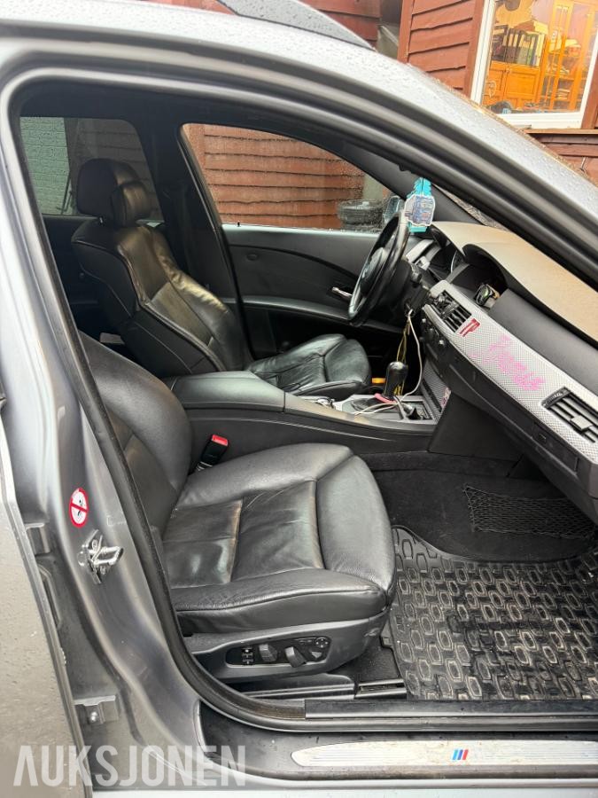 2004 BMW 525D AUTOMAT CRUISEKONTROLL HENGERFESTE, SKINNSETER