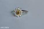 0.88CT DIAMANTRING I 14K GULL. NATURLIGE DIAMANTER! TAKSTBREV OG SERTIFIKAT!