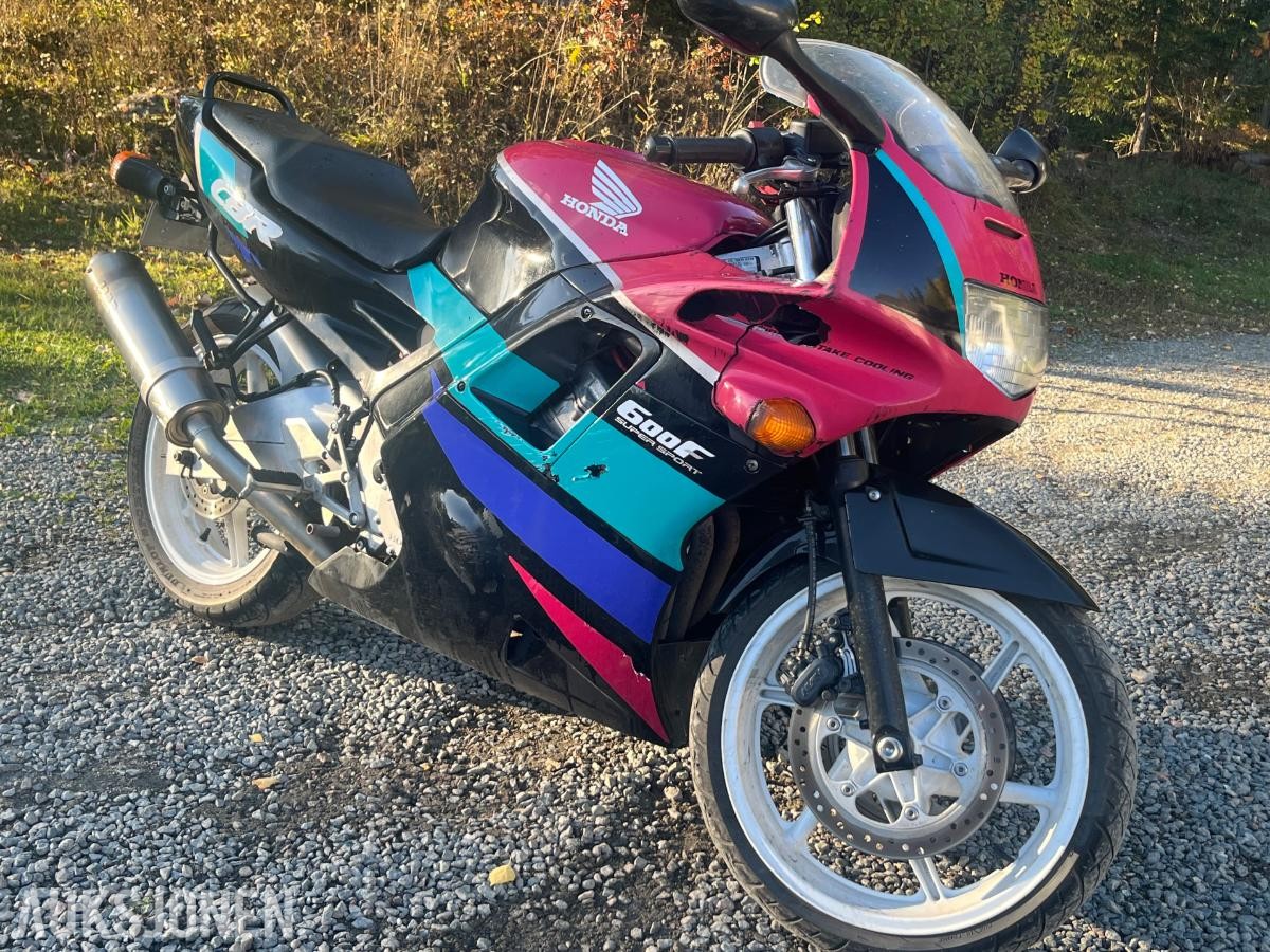 1991 Honda CBR 600F - VETERAN