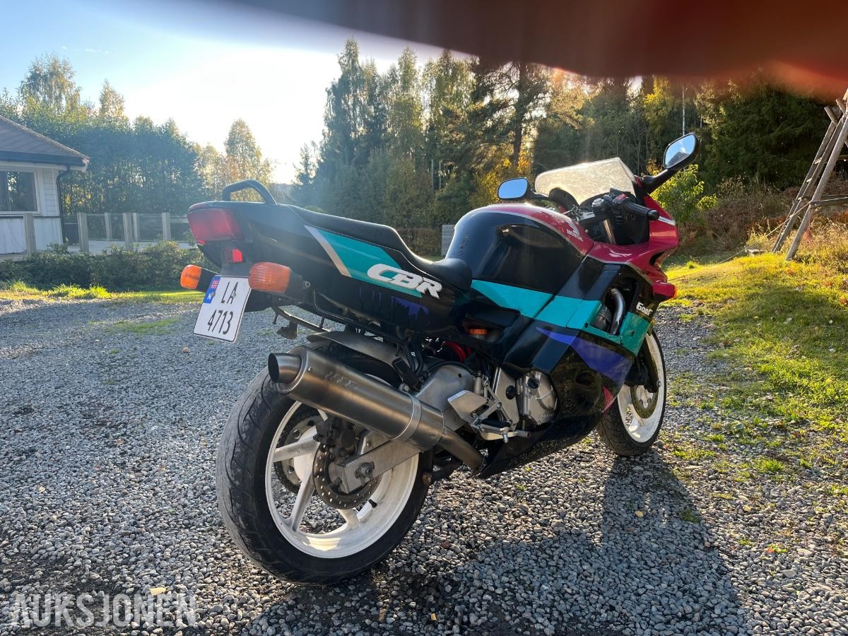 1991 Honda CBR 600F - VETERAN