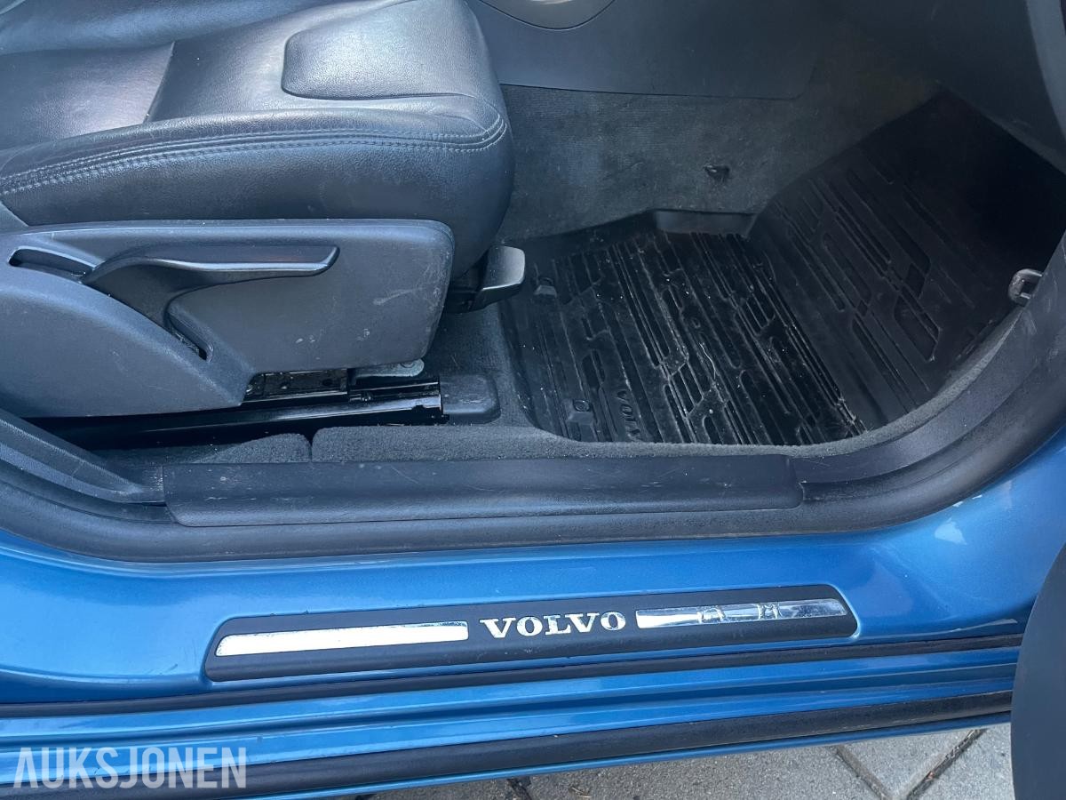 2015 VOLVO V60 D2 115HK CRUISEKONTROLL, HENGERFESTE, SKINNSETER
