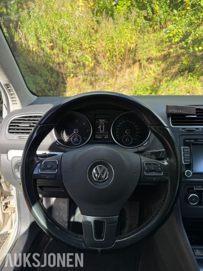 2011 Volkswagen Golf 1.6 Diesel 105hk Automat, Hengerfeste, Cruisekontroll